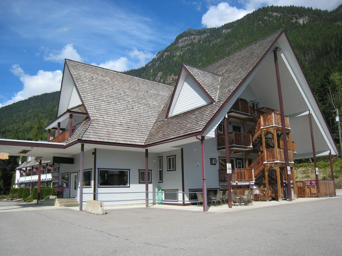 Peaks Lodge レベルストーク エクステリア 写真