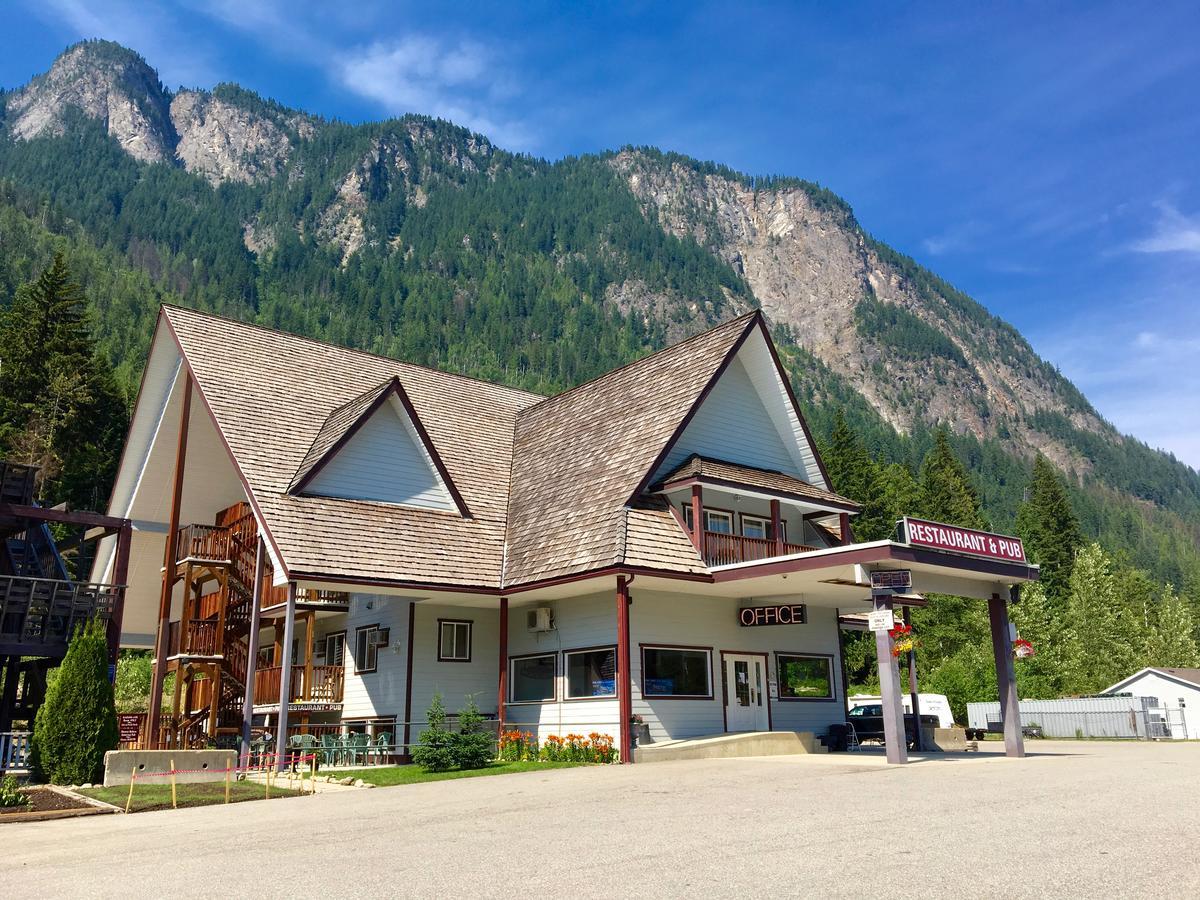 Peaks Lodge レベルストーク エクステリア 写真