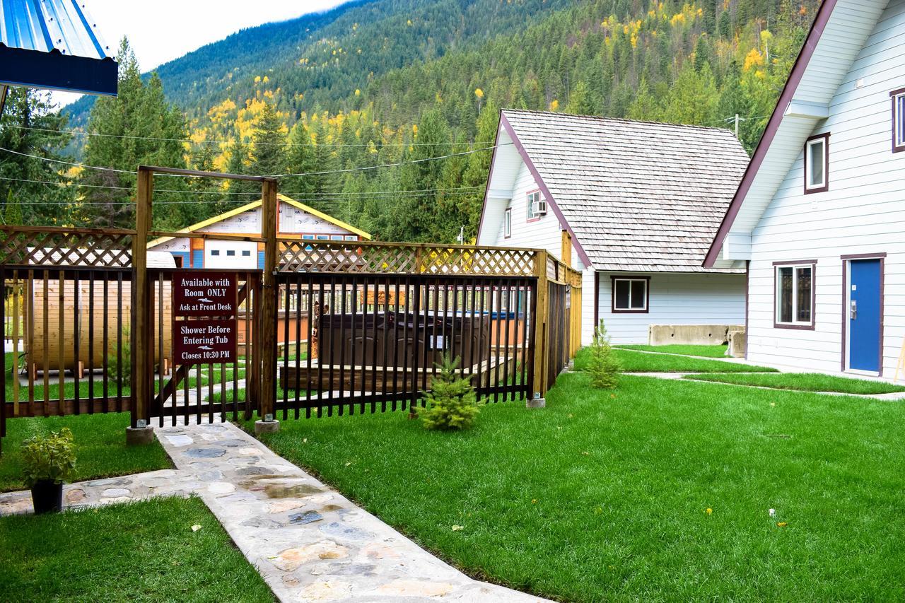 Peaks Lodge レベルストーク エクステリア 写真