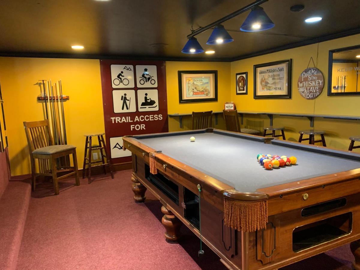 Peaks Lodge レベルストーク エクステリア 写真